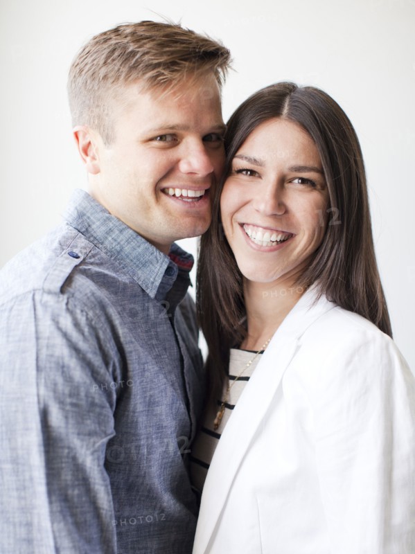 Portrait of young couple, studio shot. Photo : Jessica Peterson
