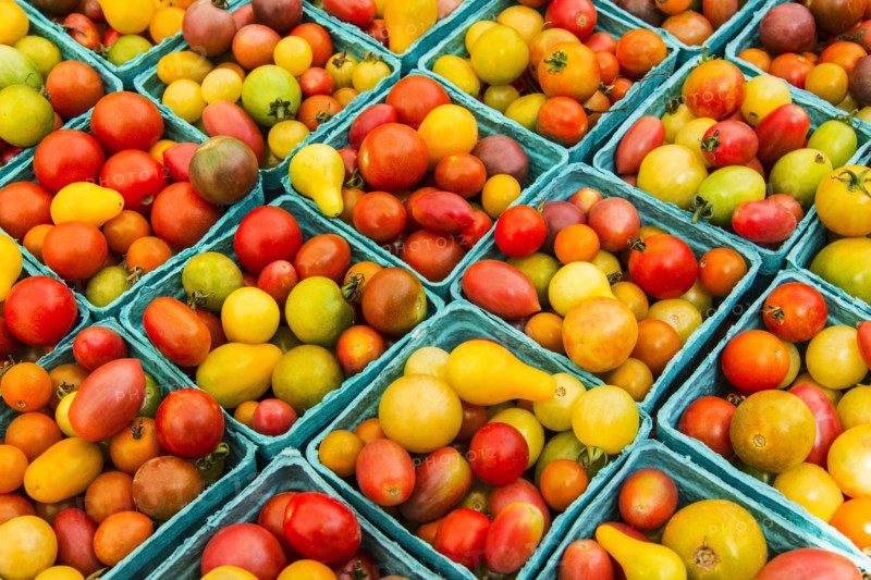 Heap of cherry tomatoes.