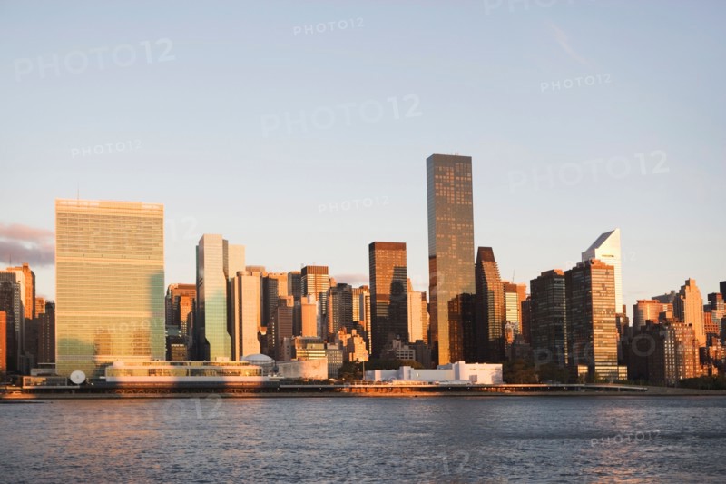 Skyline at sunset. Photo: Alan Schein