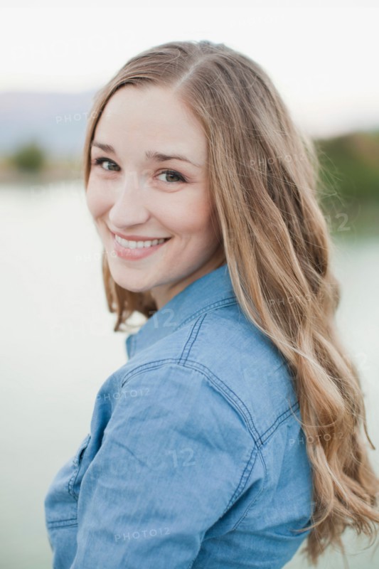 Portrait of young woman. Photo: Jessica Peterson