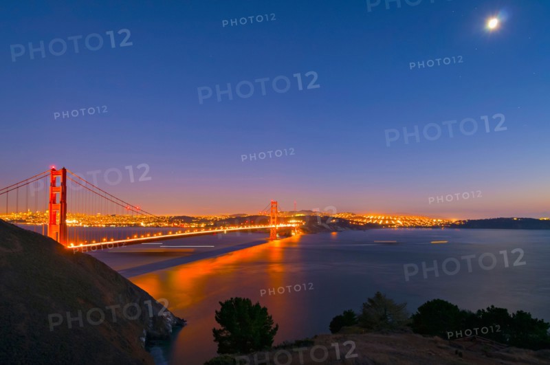 Night view of bridge