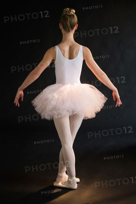 Teenage (16-17) ballerina on stage