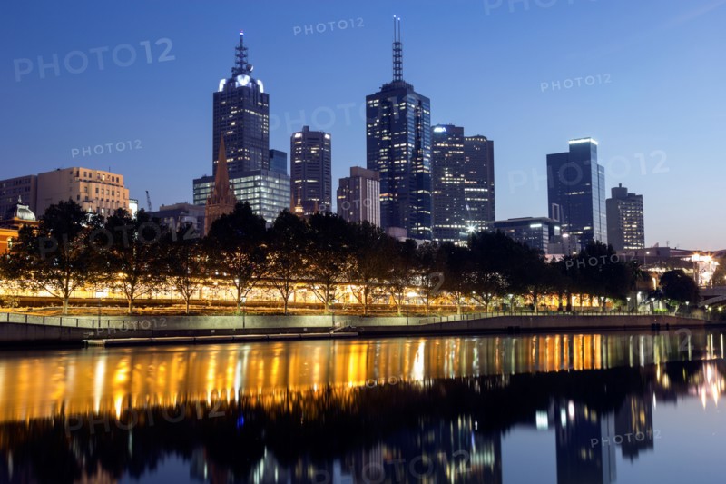 Cityscape with reflection in Yarra river