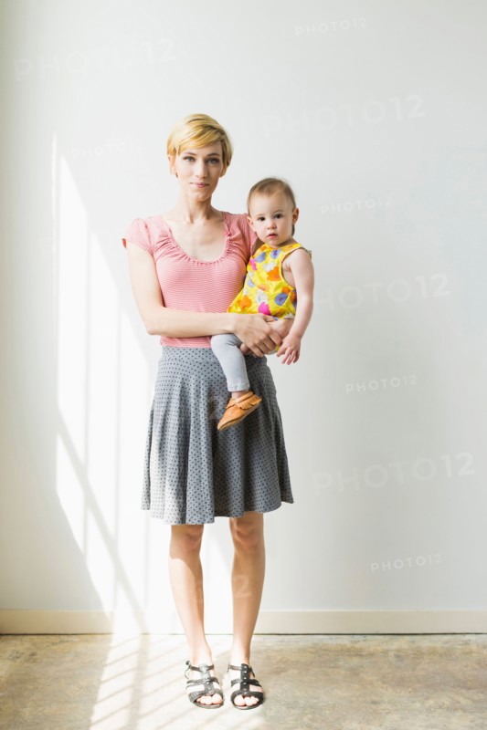 Mother with baby daughter (12-17 months)