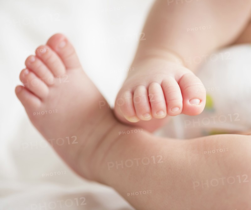 Feet of baby boy (2-5 months).
