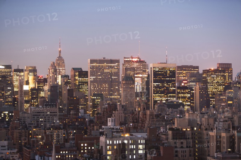 City skyline at dusk. USA, New York State, New York City.
Photo : fotog