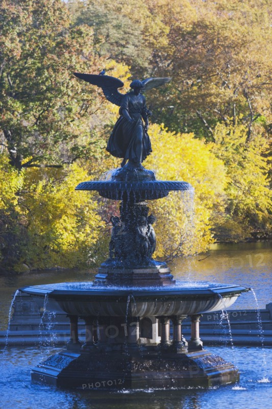 Bethesda Fountain in Central Park. USA, New York State, New York City.
Photo : fotog