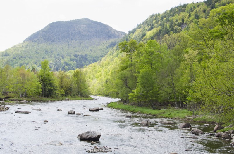 River in mountains. USA, New York State, Wilmington.
Photo : Chris Hackett