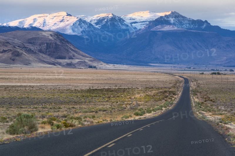 View to Steen's Mountain. USA, Oregon.
Photo : Gary Weathers