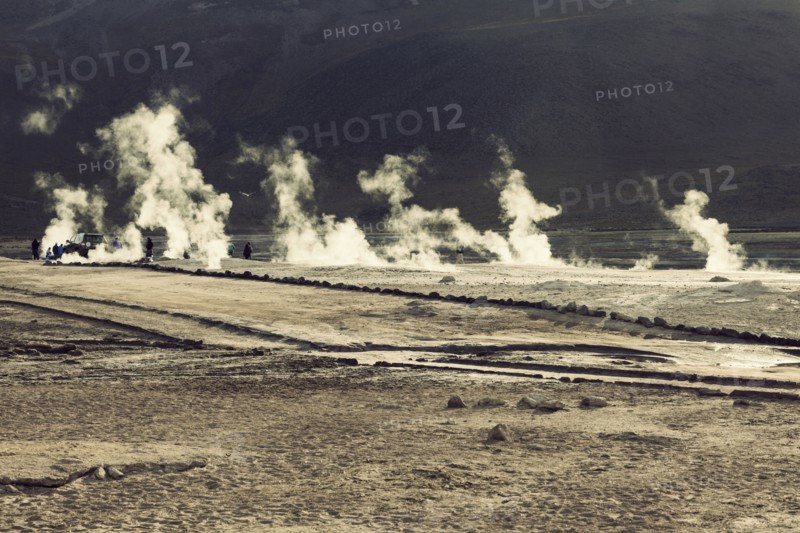 El Tatio Geyser field. Chile, Antofagasta Region, El Tatio Geyser field.
Photo : Henryk Sadura