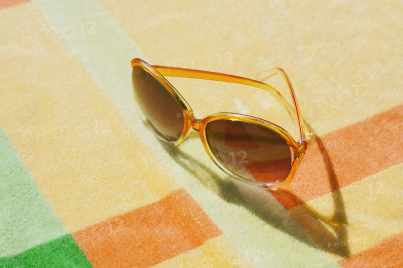 Sunglasses on blanket.
Photo : Kristin Lee
