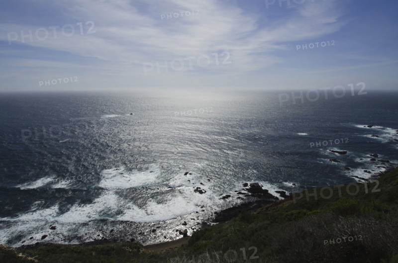 Tranquil seascape.
Photo : Tetra Images