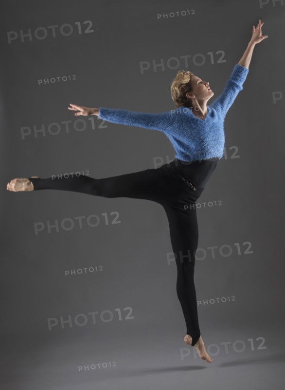 Studio shot of female ballet dancer.