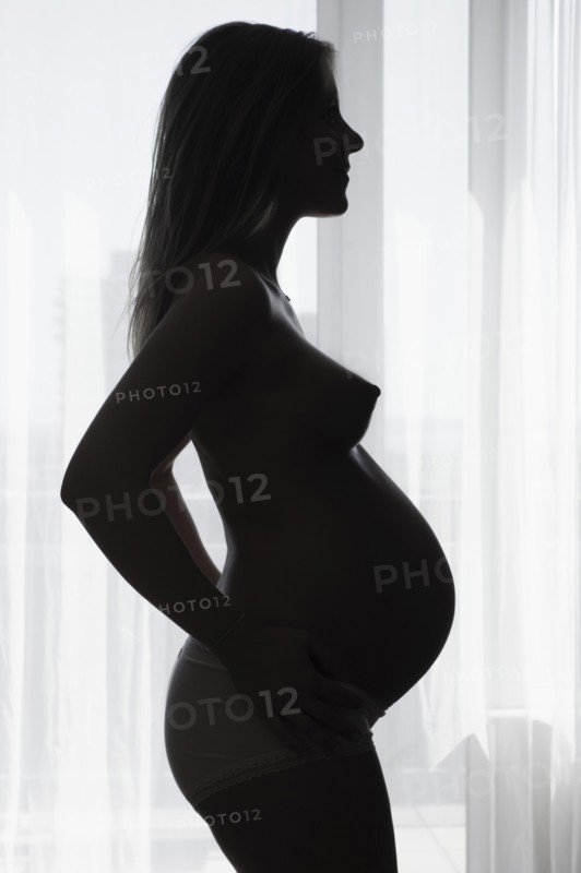 Silhouette of pregnant woman