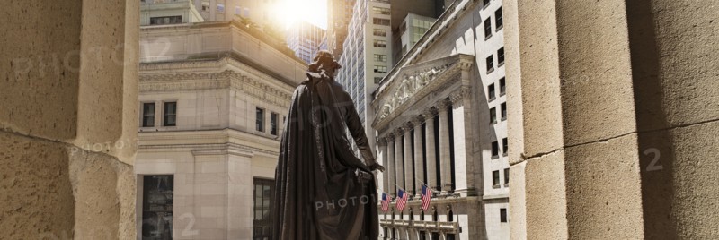 View of George Washington statue. USA, New York, New York City.