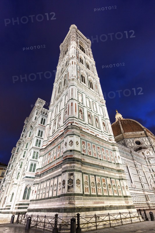 Low-angle view of Duomo Santa Maria Del Fiore