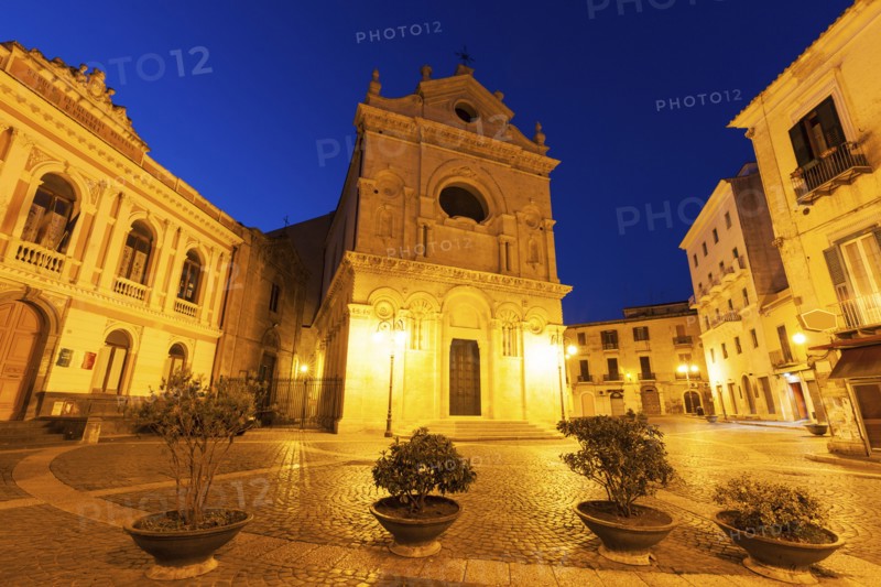 Cattedrale di Santa Maria at sunrise