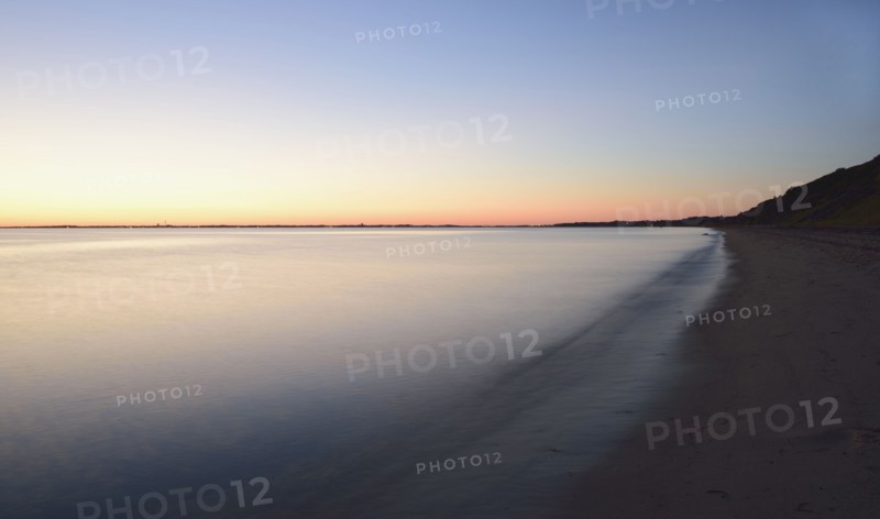 Great Hollow Beach at dusk