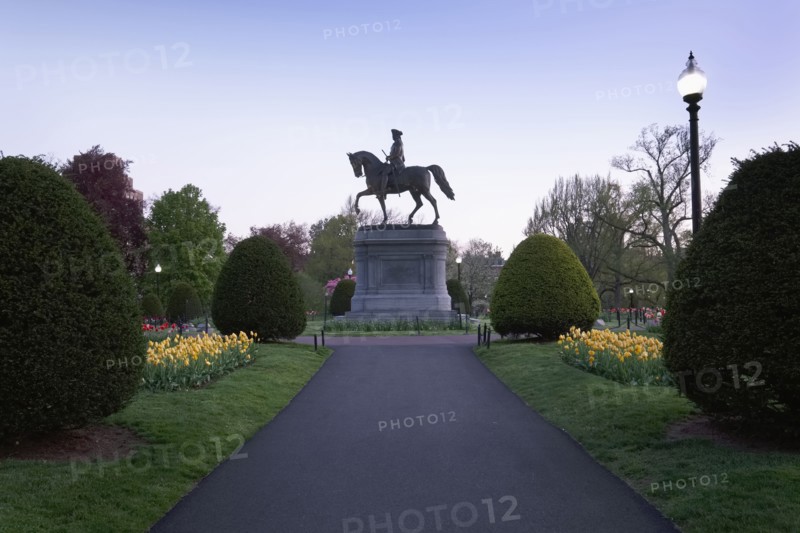 Massachusetts, Boston, Statue of George Washington in Boston Public Garden