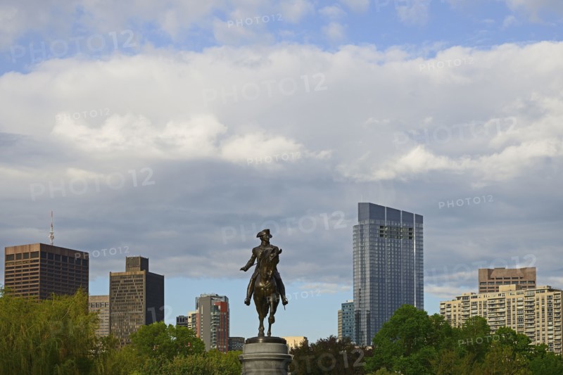 Massachusetts, Boston, Statue of George Washington