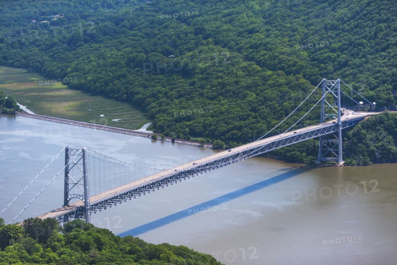 USA, New York State, Bear Mountain Bridge over Hudson river