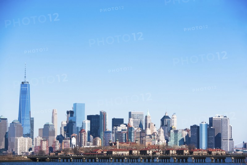 USA, New York State, New York City, Manhattan, City panorama seen across Hudson River