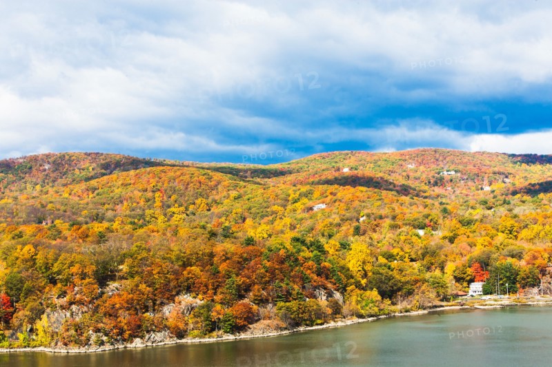 USA, New York, Bear Mountain in autumn