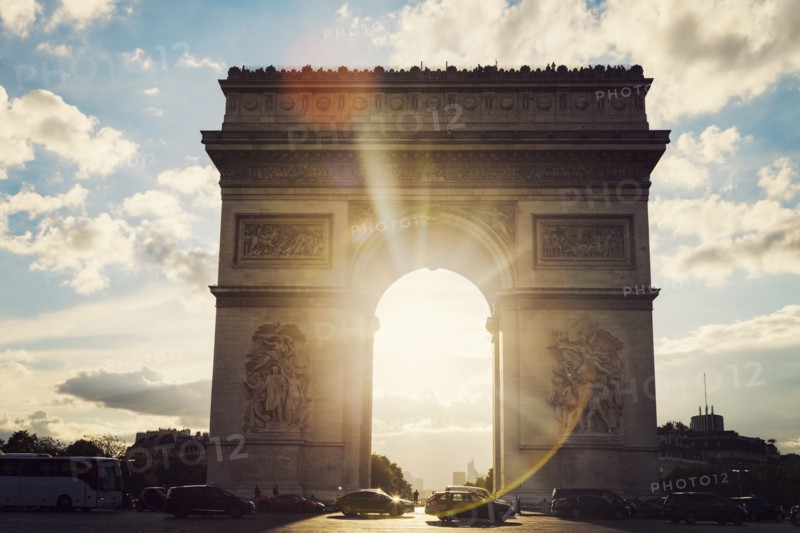 France, Paris, Arc de Triomphe at sunrise
