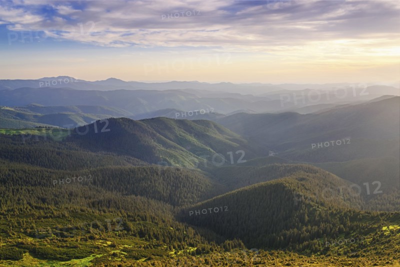 Ukraine, Ivano-Frankivsk region, Verkhovyna district, Carpathians, Chernohora, Mountain landscape covered with forest