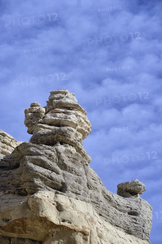 USA, New Mexico, Abiquiu, Limestone rock formations