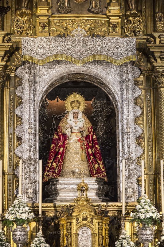 Spain, Seville, Macarena, Ornate altar of Virgin of Hope in Basilica de la Macarena