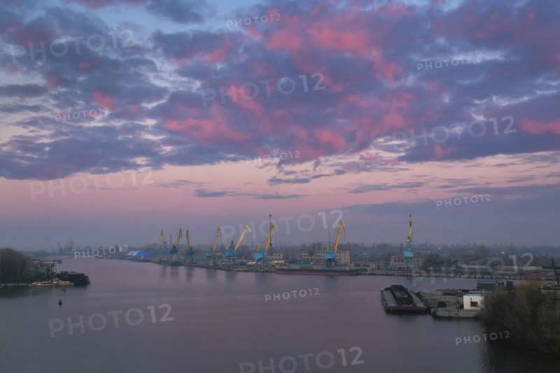Ukraine, Dnepropetrovsk, Commercial dock at dusk