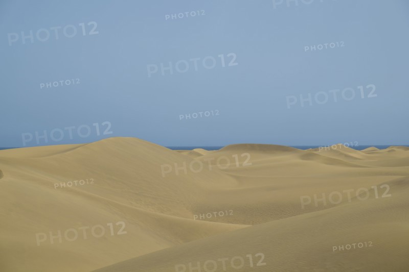 Spain, Gran Canaria, Maspalomas, Desert on sunny day