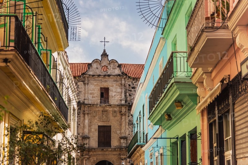 Cuba, Havana, Colonial architecture