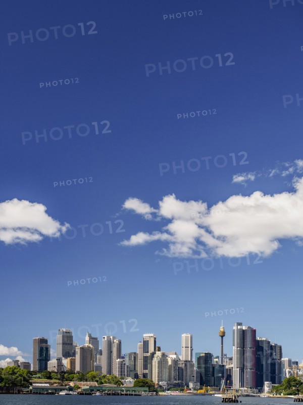 Australia, New South Wales, Sydney, City skyline on sunny day