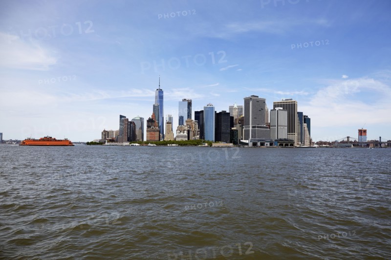 USA, New York State, New York City, Manhattan skyline