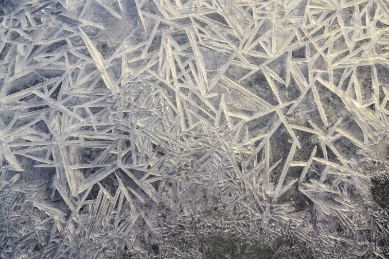 Ukraine, Dnepropetrovsk region, Dnepropetrovsk city, Ice patterns on frozen river