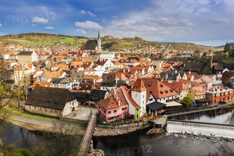 Czech Republic, South Bohemia, Cesky Krumlov, Scenic view of old town