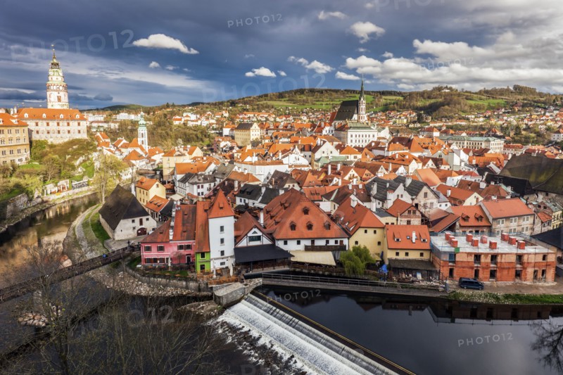 Czech Republic, South Bohemia, Cesky Krumlov, Clouds above town