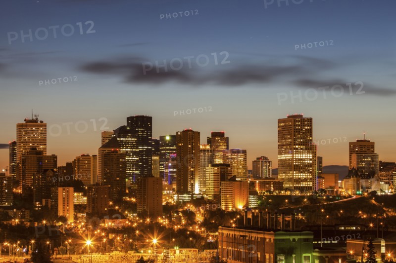Canada, Alberta, Edmonton, Cityscape at dusk
