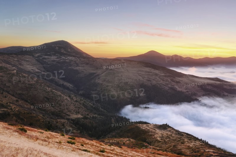 Ukraine, Zakarpattia region, Rakhiv district, Carpathians, Chornohora, Chornohora ridge, Sunrise over mountain Sheshul