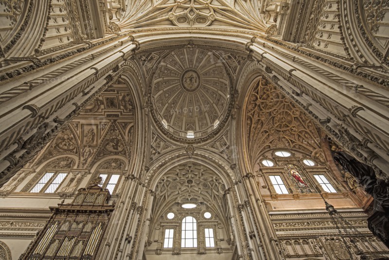 Spain, Andalusia, Cordoba, Interior of Great Mosque of Córdoba