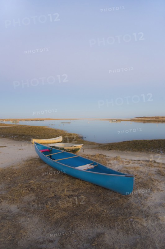 USA, Massachusetts, Cape Cod, Eastham, Canoe on beach