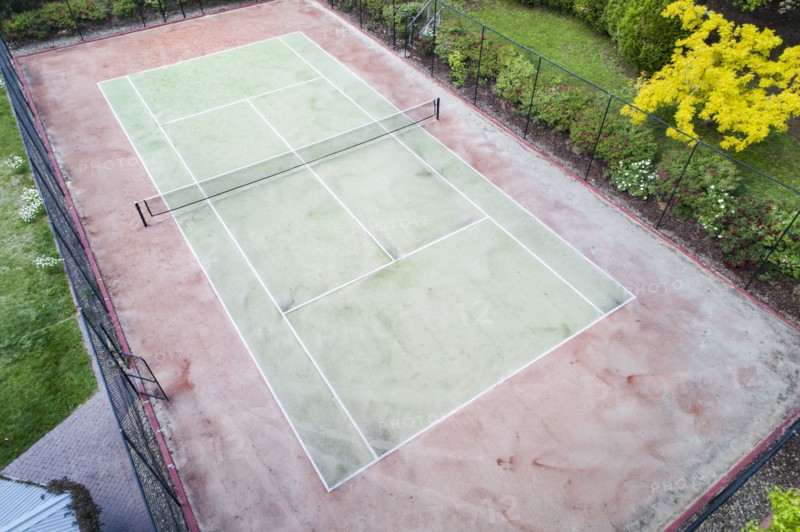 Empty tennis court