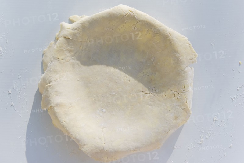 Raw pie crust