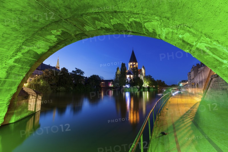 Temple Neuf and illuminated bridge in Metz, France