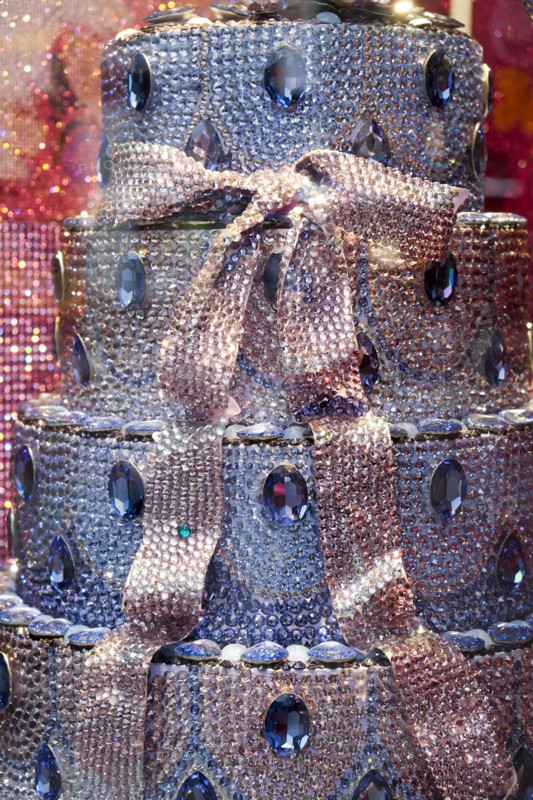 Cake covered in rhinestones