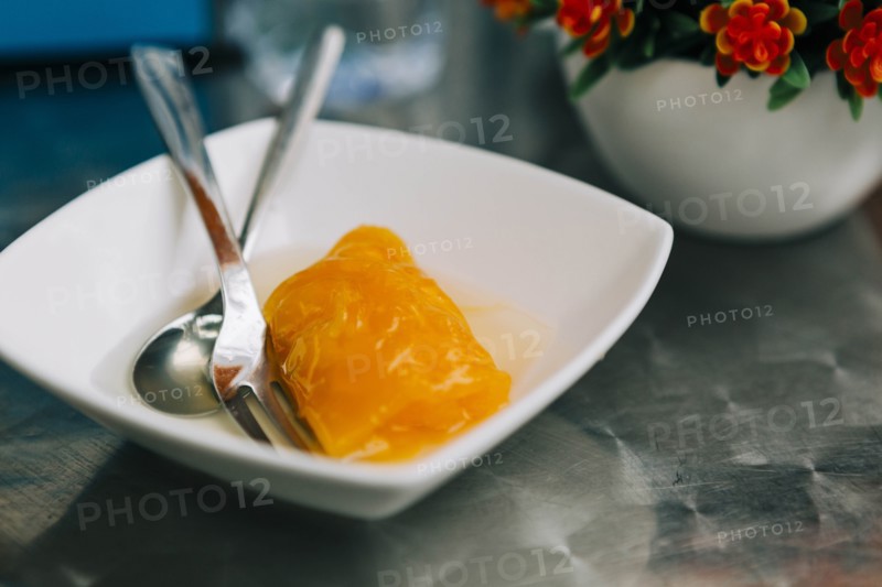 Trouxas de ovos in bowl