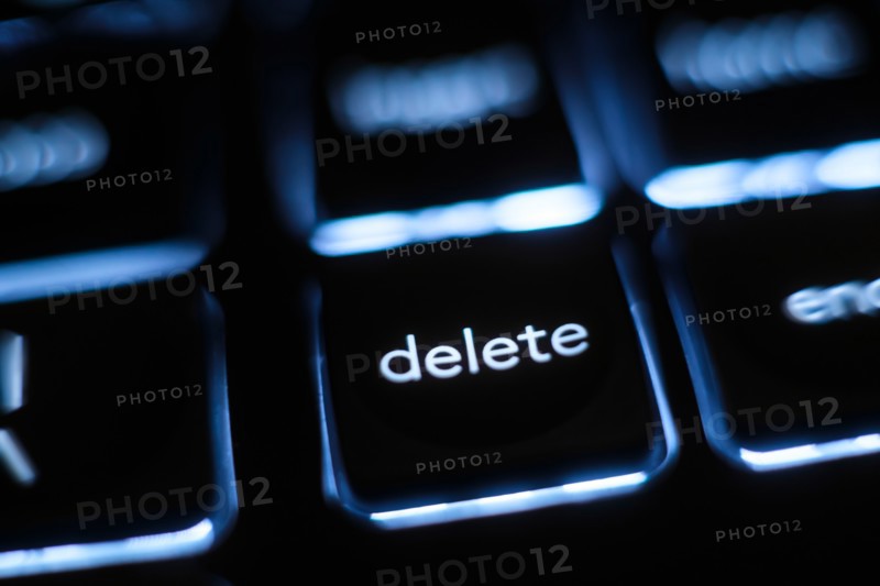 Illuminated 'delete' key on keyboard