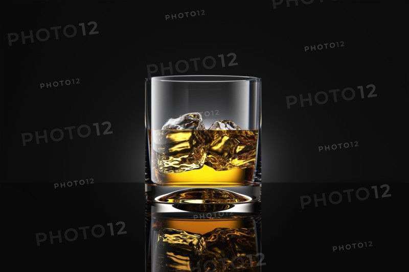 Whiskey with ice